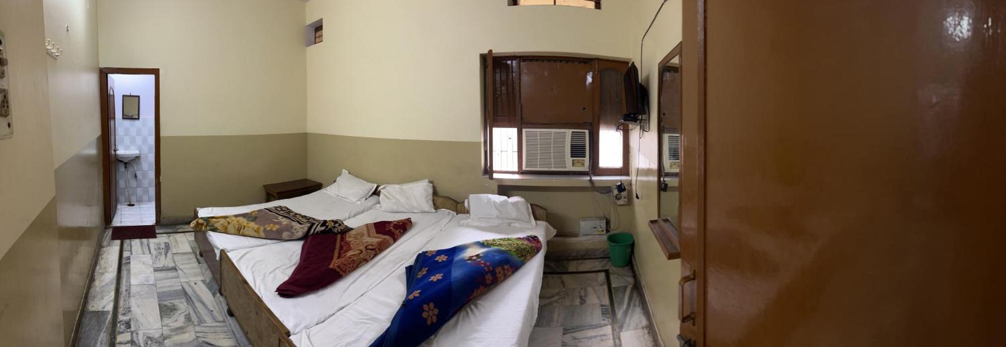 Satsang Lodge Varanasi Exterior photo